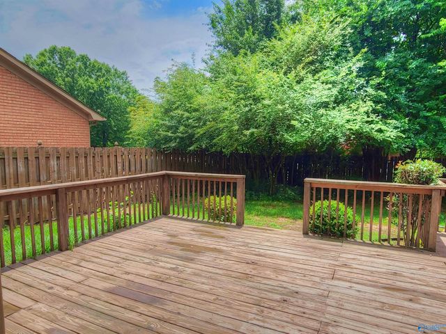 102 Spinnaker Ridge Drive, Huntsville, AL 35824