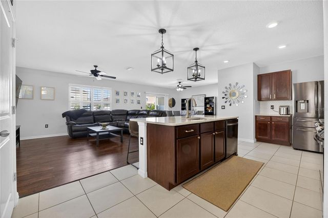 10230 GEESE TRAIL CIRCLE, Sun City Center, FL 33573