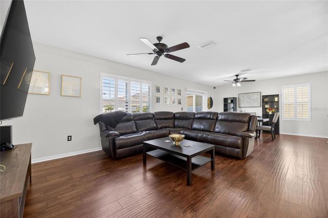 10230 GEESE TRAIL CIRCLE, Sun City Center, FL 33573