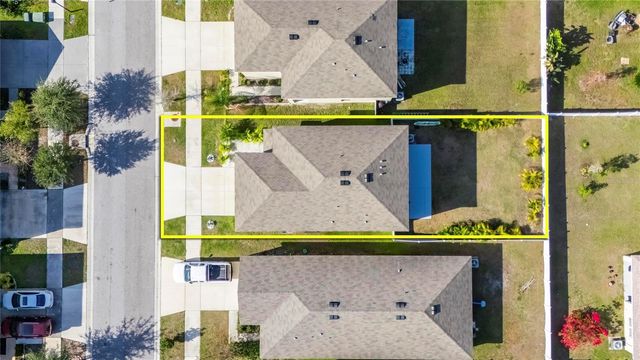 10230 GEESE TRAIL CIRCLE, Sun City Center, FL 33573