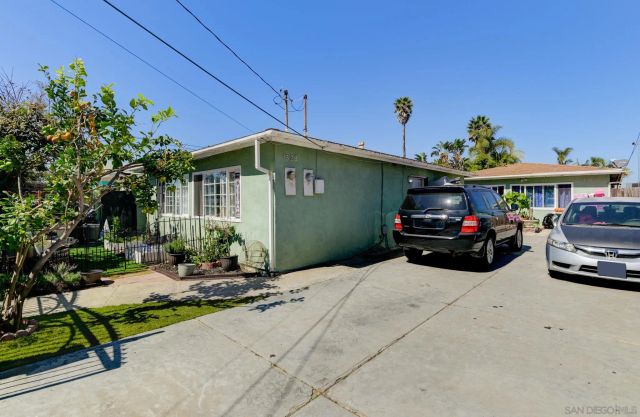 1328 Buena St, Oceanside, CA 92058
