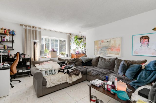 1328 Buena St, Oceanside, CA 92058