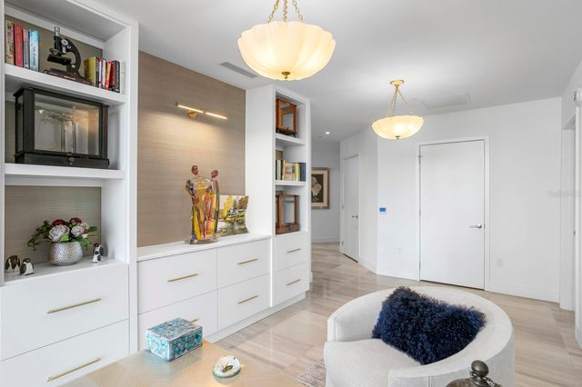 3101 W BAYSHORE BOULEVARD 801, Tampa, FL 33629