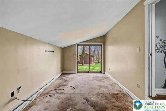 139 Jungfrau Drive, Pocono Twp, PA 18332