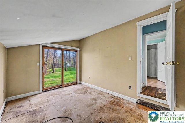 139 Jungfrau Drive, Pocono Twp, PA 18332