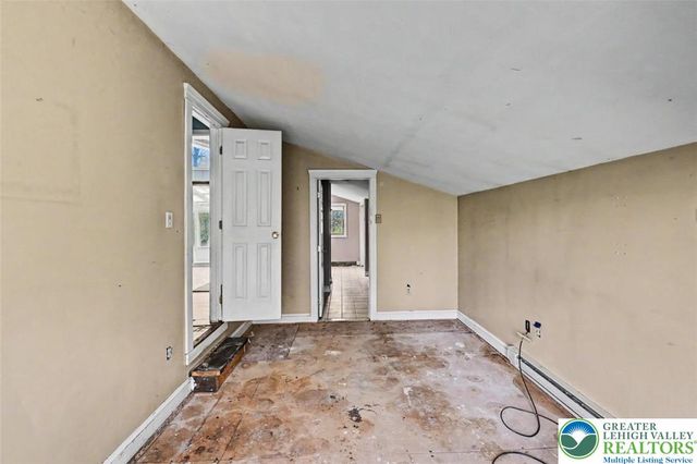 139 Jungfrau Drive, Pocono Twp, PA 18332