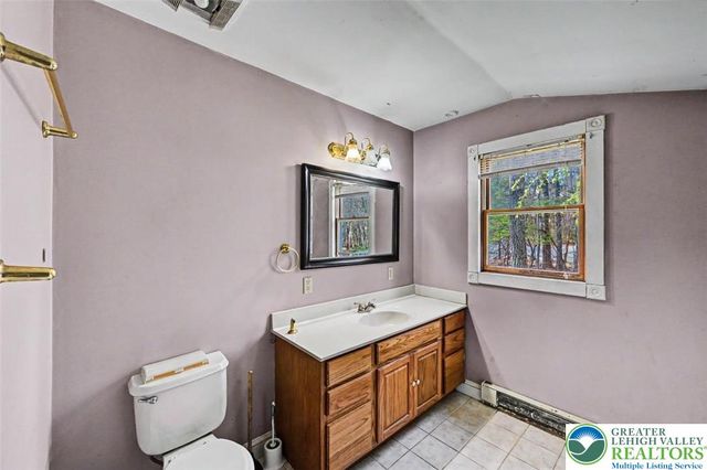 139 Jungfrau Drive, Pocono Twp, PA 18332