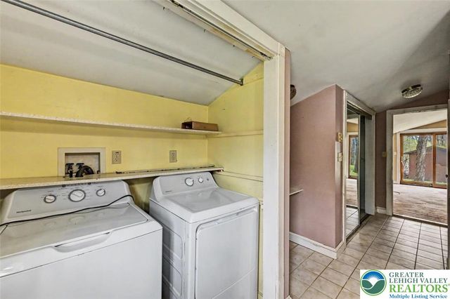 139 Jungfrau Drive, Pocono Twp, PA 18332