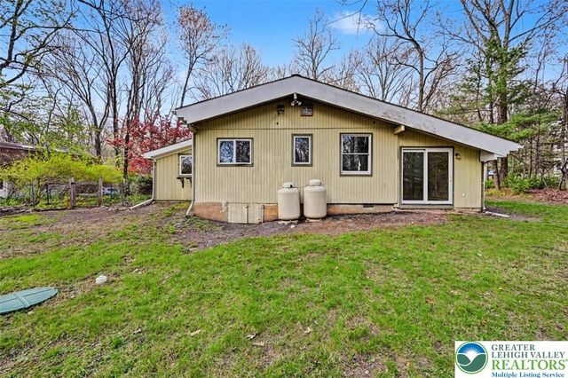 139 Jungfrau Drive, Pocono Twp, PA 18332