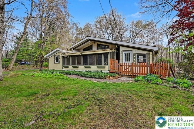 139 Jungfrau Drive, Pocono Twp, PA 18332