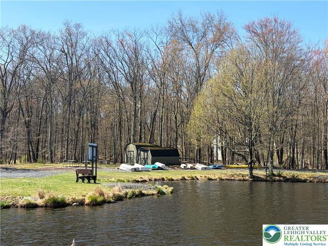 139 Jungfrau Drive, Pocono Twp, PA 18332