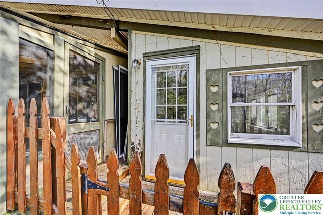 139 Jungfrau Drive, Pocono Twp, PA 18332