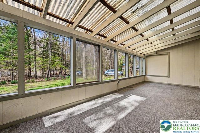 139 Jungfrau Drive, Pocono Twp, PA 18332