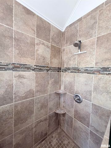 20724 N DEER BLUFFS Drive, Chillicothe, IL 61523