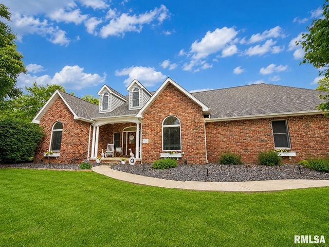 20724 N DEER BLUFFS Drive, Chillicothe, IL 61523
