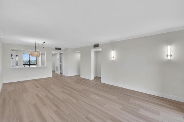 7076 Huntington Lane 803, Delray Beach, FL 33446