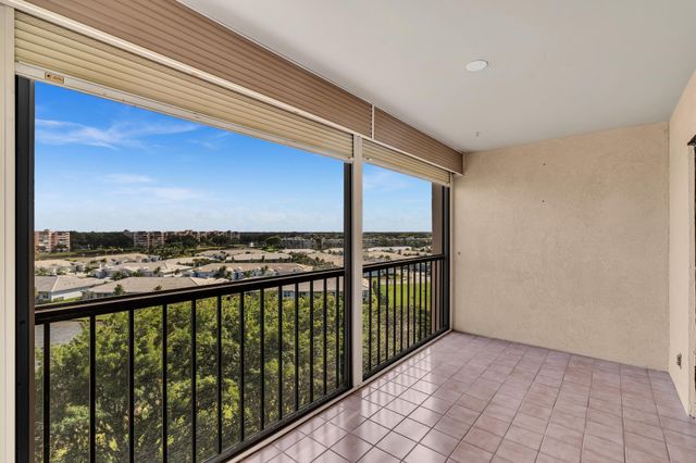 7076 Huntington Lane 803, Delray Beach, FL 33446