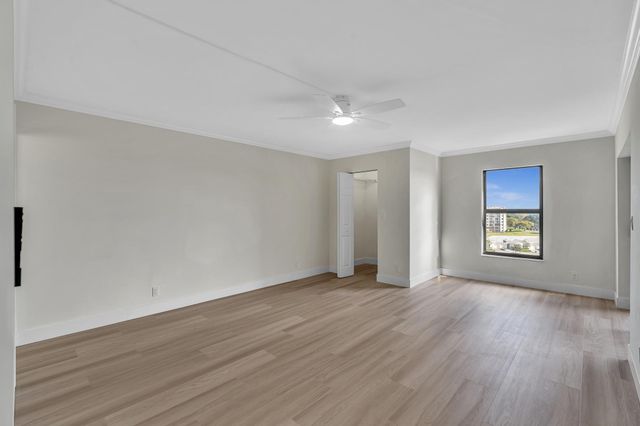 7076 Huntington Lane 803, Delray Beach, FL 33446