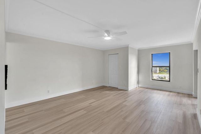 7076 Huntington Lane 803, Delray Beach, FL 33446