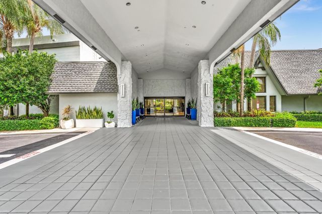 7076 Huntington Lane 803, Delray Beach, FL 33446