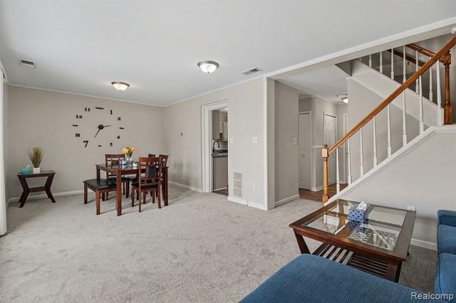 1208 Lear Court, Rochester Hills, MI 48307