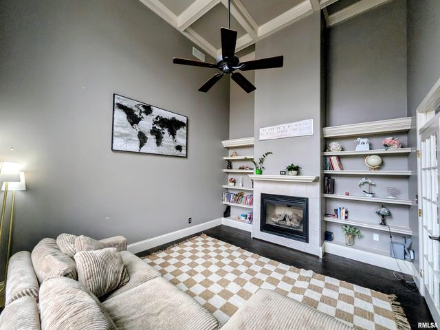 703 MAYFAIR Court, Germantown Hills, IL 61548