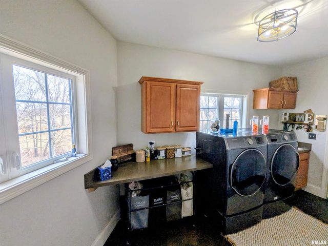 703 MAYFAIR Court, Germantown Hills, IL 61548