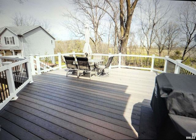 703 MAYFAIR Court, Germantown Hills, IL 61548