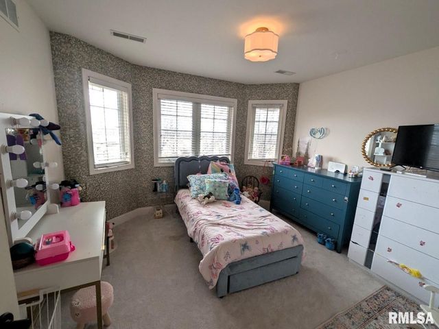 703 MAYFAIR Court, Germantown Hills, IL 61548