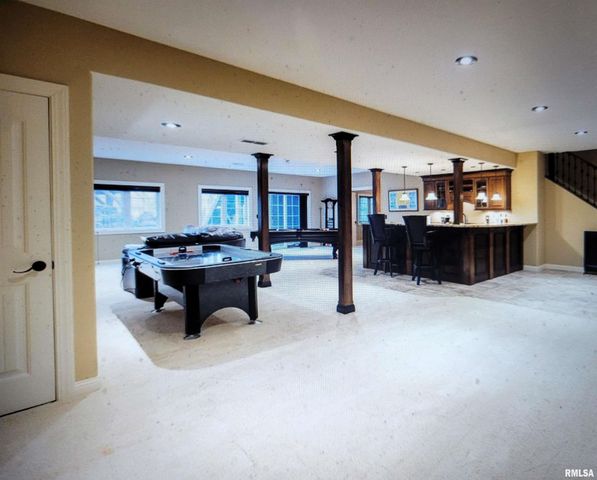 703 MAYFAIR Court, Germantown Hills, IL 61548