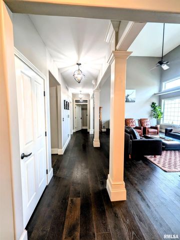 703 MAYFAIR Court, Germantown Hills, IL 61548