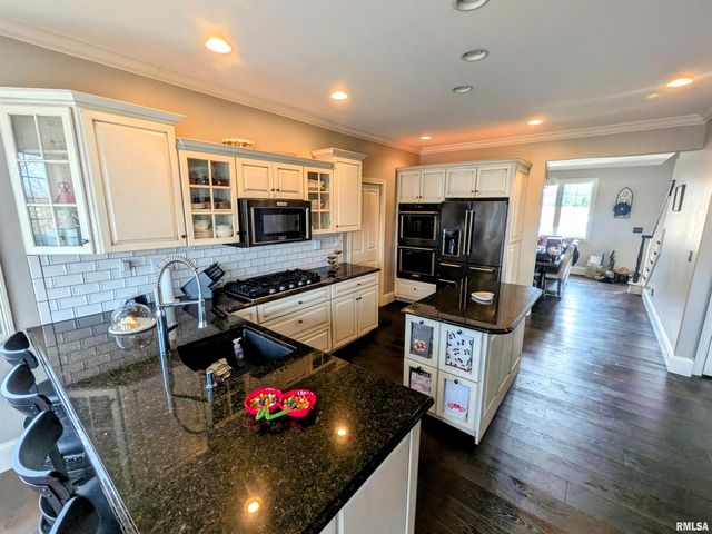 703 MAYFAIR Court, Germantown Hills, IL 61548