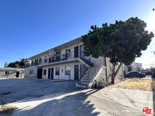 1012 W 109th Place 1/4, Los Angeles, CA 90044