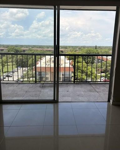 4164 Inverrary Drive 913, Lauderhill, FL 33319