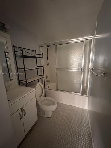 4164 Inverrary Drive 913, Lauderhill, FL 33319