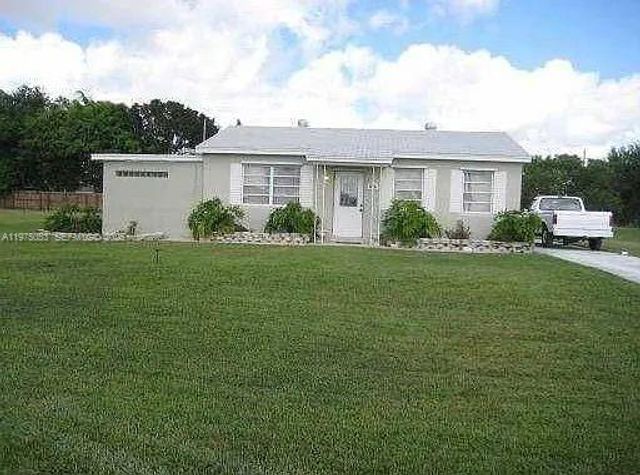 378 SW 6th St, Florida City, FL 33034