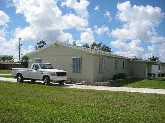 378 SW 6th St, Florida City, FL 33034