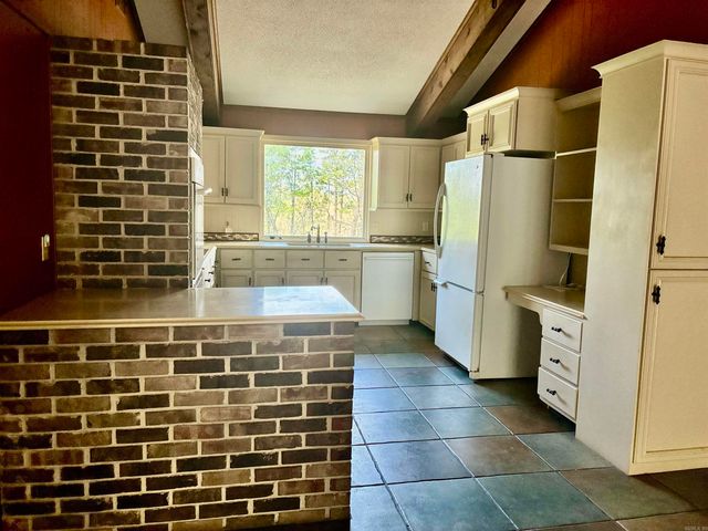 10111 Garrison Road, Little Rock, AR 72223