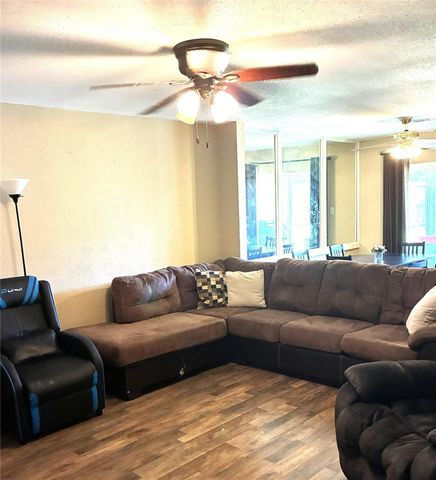3259 Hunters Glen Drive, Missouri City, TX 77459