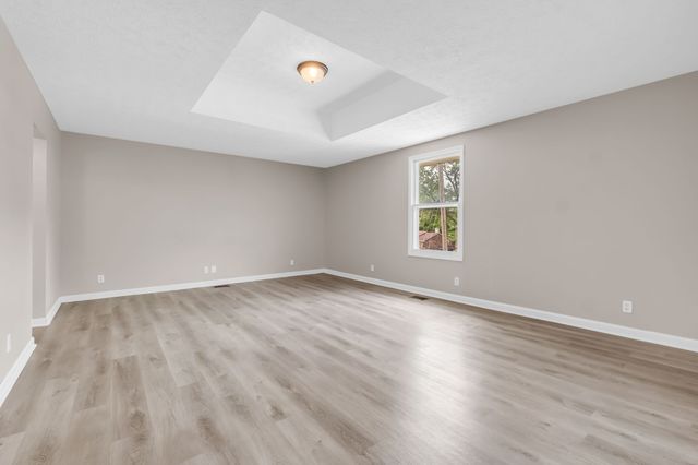 101 Forest Meadows Dr, Hendersonville, TN 37075