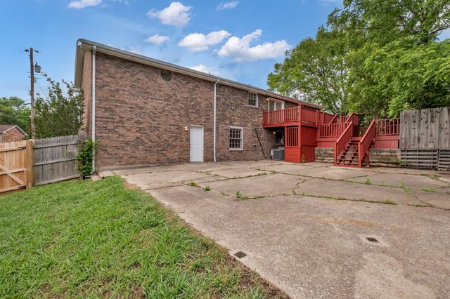 101 Forest Meadows Dr, Hendersonville, TN 37075