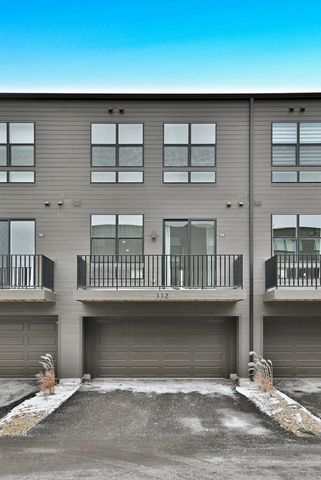 332 Summit Circle, Lombard, IL 60148