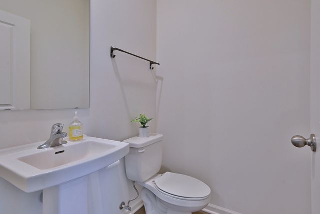 332 Summit Circle, Lombard, IL 60148