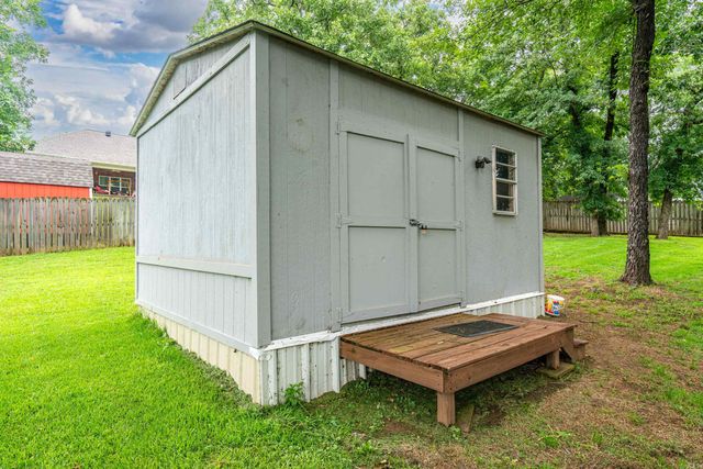 102 Doe Run Place, Hot Springs, AR 71913