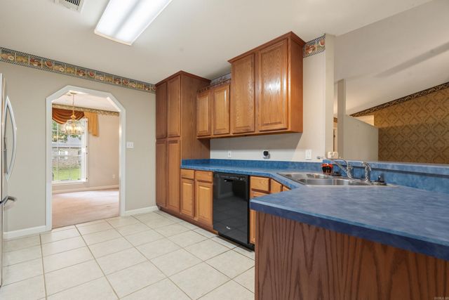 102 Doe Run Place, Hot Springs, AR 71913