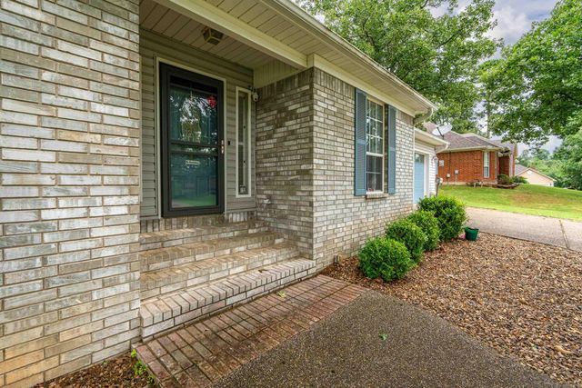 102 Doe Run Place, Hot Springs, AR 71913