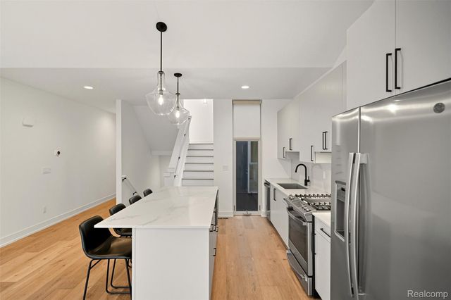 2835 Brush Street, Detroit, MI 48201