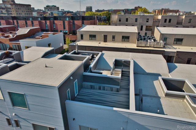 2835 Brush Street, Detroit, MI 48201