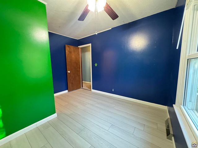 1035 Grand, Emporia, KS 66801