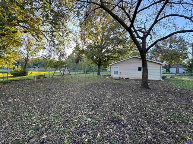 1035 Grand, Emporia, KS 66801